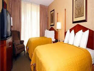 Quality Inn & Suites Downtown Phoenix Buitenkant foto